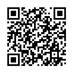 李毅却总能快速的从旁边穿插过去二维码生成