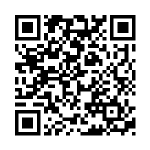 李毅把花小蕊和李浩然交给方芳带到屋里去了二维码生成