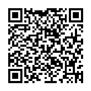 李烈钧吩咐人赶紧现行将谭峰的尸首暂时装殓起来二维码生成