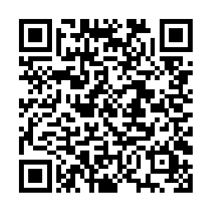 李耀和张大牛都感觉到有一股好似果冻般柔软的东西二维码生成