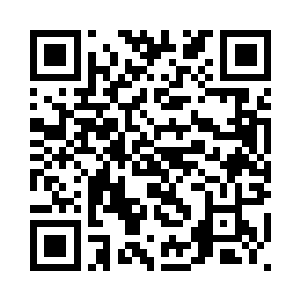 李耀在通风管道中无声无息地蛇行二维码生成