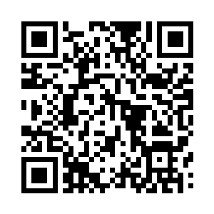 杜克把拿在手里的盒子递给了伊万卡二维码生成