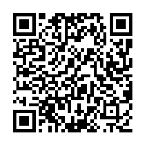 杜平武校前面几千平方米内全部成了暴雨的世界二维码生成