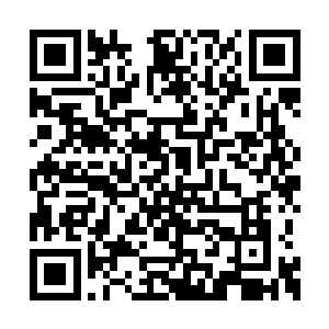 杜盛只觉得后背如同一条毒蛇悄无声息地爬上来二维码生成