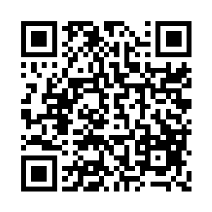来邀请苏落的是之前教过苏落的那位怪物老师二维码生成