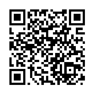 杨中心又是上前一把将杨秉坤给拎了起来二维码生成