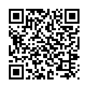 杨大成拄着铁锨对着几位差役说道二维码生成