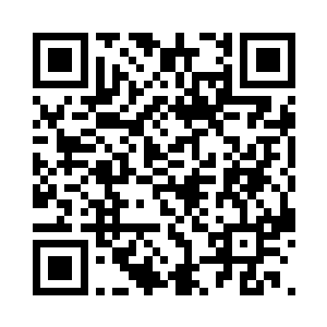 杨子越这时已经脱光了身上的所有衣服二维码生成