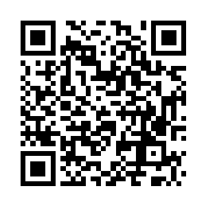 杨开先去看了下一直培育在石府内的红烛果二维码生成