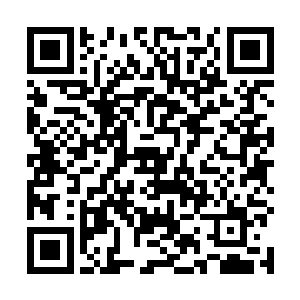 杨柳还通过侯卫东的关系在农机水电局买了一套家属房二维码生成