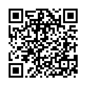 杨肖玫早已经帮他准备好了欢喜的衣服二维码生成