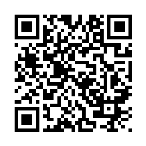杨辰客气地谢绝了售货小姐的好意二维码生成