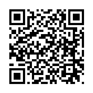 杨辰很快地从洗浴间里冲了个澡出来二维码生成