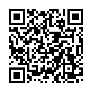 杨锐没有像是王君慧那样使用话筒二维码生成