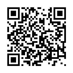 杨风栖刚才还在和丁二狗不咸不淡的调笑着二维码生成