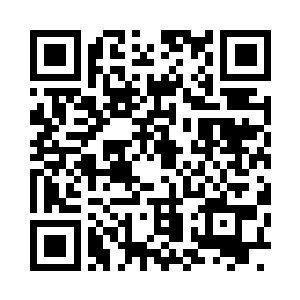 杰森手里抓住了两把新夺得的改装手枪二维码生成