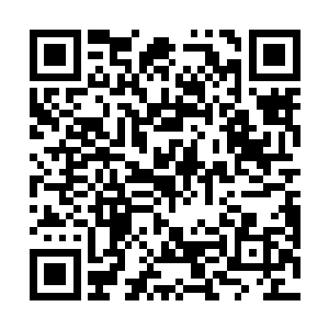 杰这句话似乎是在讽刺许多结婚夫妇都带着面具过日子二维码生成