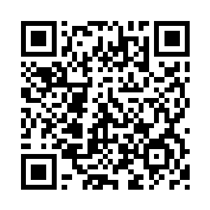 极有可能是他们正约完会男人把女人送回家二维码生成