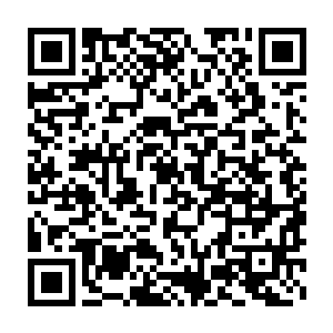 极轨道卫星即每一次环绕地球都要经过任何纬度和南北极上空四颗二维码生成