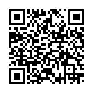 林安和李蔓先带甜甜去了安远广场二维码生成