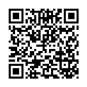 林烽低头在姚紫怡的额头上印了一记二维码生成