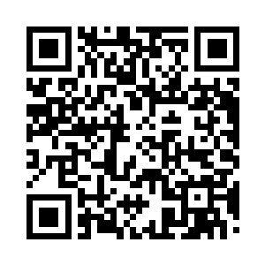 林烽很潇洒地在卷子题目底下写一个漂亮的二维码生成