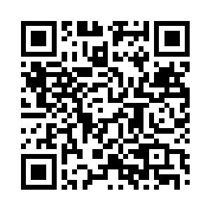 林若烟穿着之前那件家居睡衣站在门口二维码生成