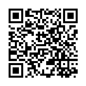 林若烟立马接过白振东手里这块手表二维码生成