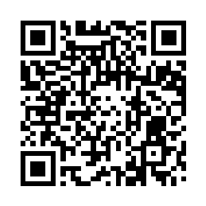 林铭的父母因为平民的出身和习惯性的思想二维码生成