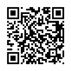 林锐一刀将砍刀剁在一旁的木柱上二维码生成