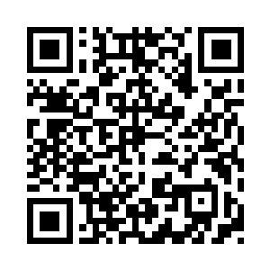 林锐和一个佣兵悄无声息地爬到工事旁边二维码生成