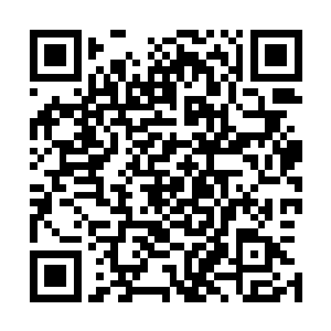 林锐这才想起为什么这些非洲士兵都配着这样一把大砍刀了二维码生成