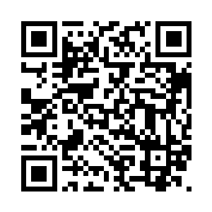 果然看见雪衣仆从推着那个妖孽过来二维码生成