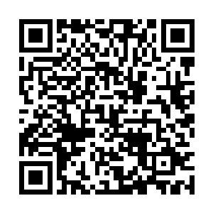 果然那三位神仙就以三个不同方向上了我们的舰桥二维码生成