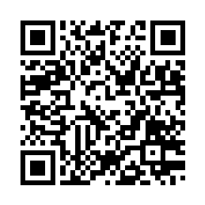 染血的匕首仿佛被赋予了生命一般二维码生成