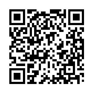 柯本打开电脑上已经被严重删改涂黑的文档二维码生成