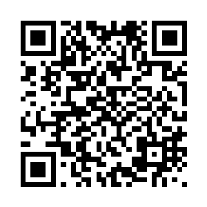 柯特妮就看到了正在背台词的马修二维码生成