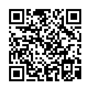 柯蒂斯回头看了看两名亦步亦趋的演员二维码生成