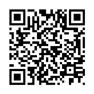 柳岩缓缓的拿出了一个破旧的手机二维码生成