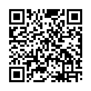 柳欣儿看着教室里有一个三岁左右的小孩二维码生成