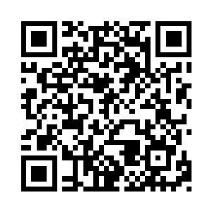 柳盈被半怒的王丽芸拿着鸡毛掸子追进了浴室二维码生成