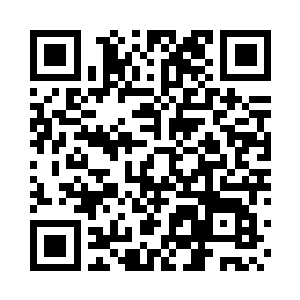 柳逸尘在学校的大礼堂里举行了一次首映会二维码生成