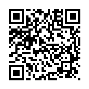 柳逸尘对林雨馨现在的表现很满意二维码生成