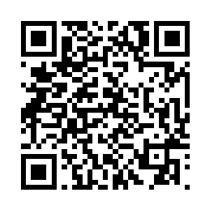 柳逸尘把律师带来的文件递给了白琳二维码生成