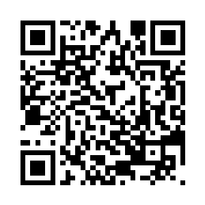 柳逸尘捏了一下南鹰王无比美好的胸部二维码生成