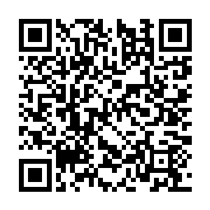 柳逸尘的微博上都是强烈要求提高供货速度的留言二维码生成