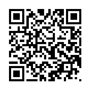 柳逸尘看了一眼他放在自己肩膀上的手二维码生成