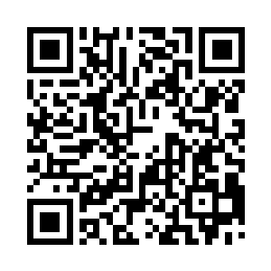 标识的中年男人急匆匆的从三防门中走了出来二维码生成