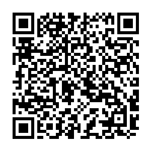 根本无法打造成这样的宝剑……肯定是要加入其它金属才可以打造成为兵器的二维码生成