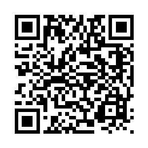 格瑞丝在龙正午耳边说了一个数字二维码生成